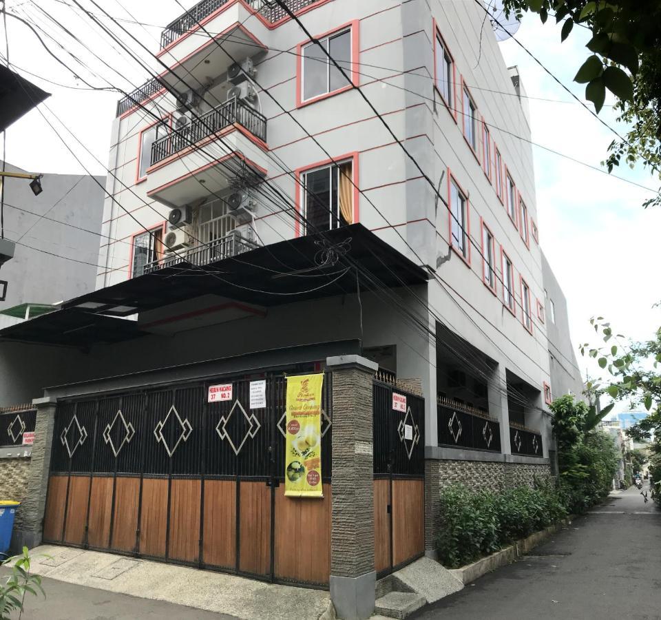ג'קרטה 37 Guesthouse מראה חיצוני תמונה