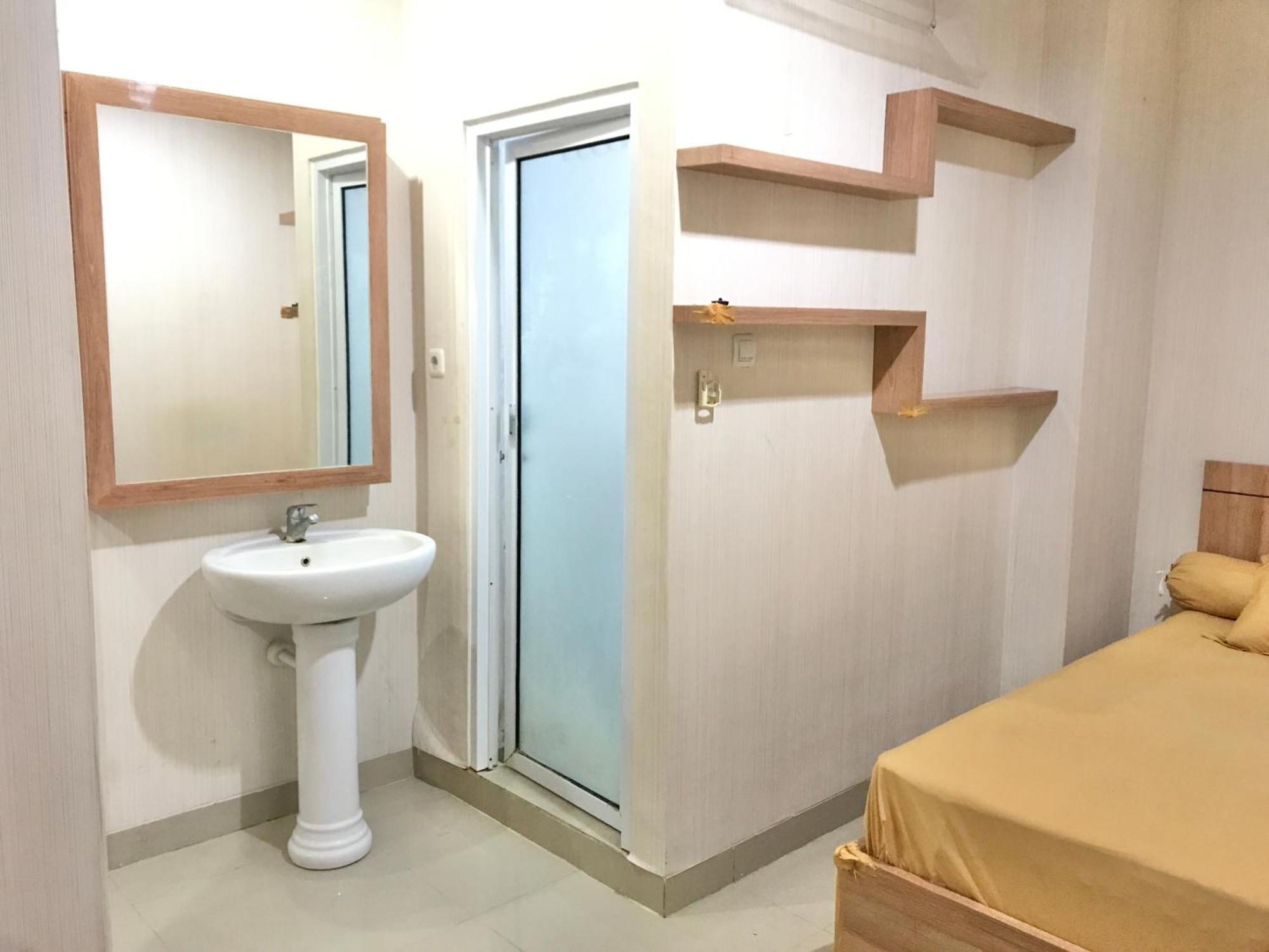 ג'קרטה 37 Guesthouse חדר תמונה