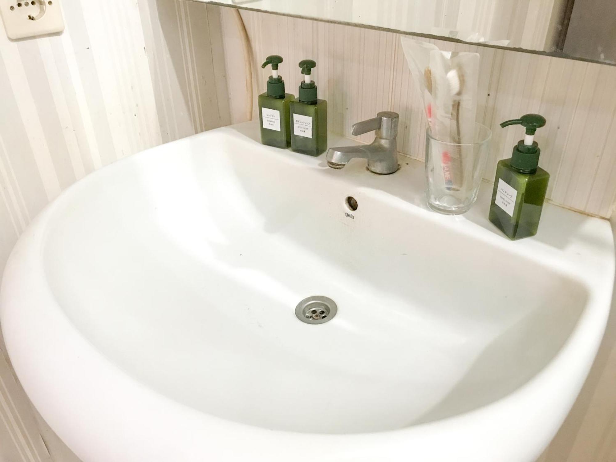 ג'קרטה 37 Guesthouse חדר תמונה