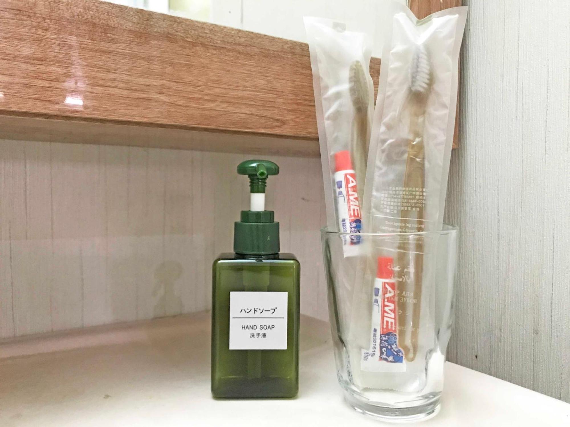 ג'קרטה 37 Guesthouse חדר תמונה